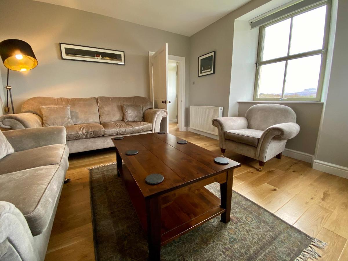 Dunvegan Castle The Farmhouse Cottage Extérieur photo